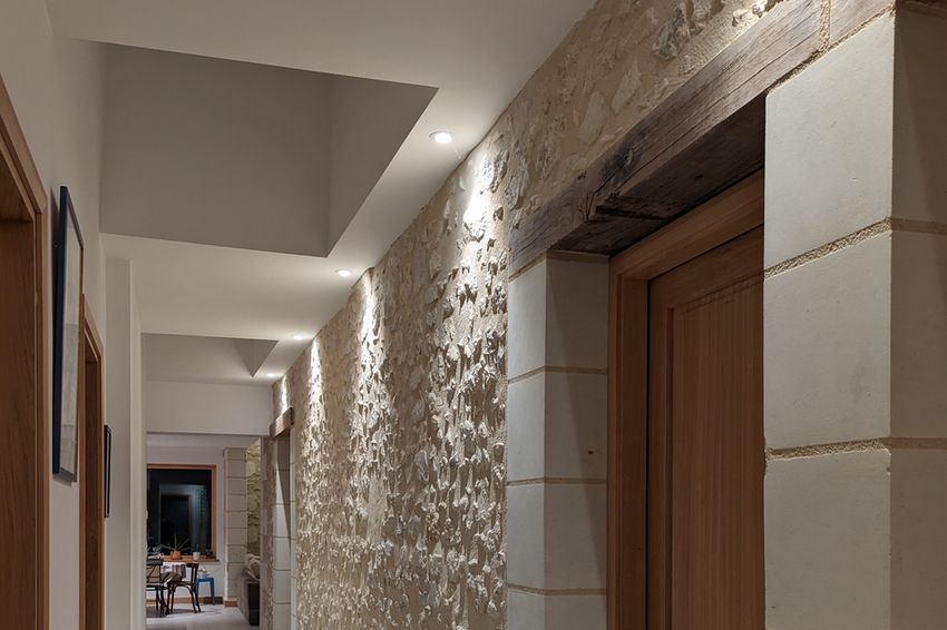 Comment bien choisir ses spots pour éclairer correctement un couloir ? 