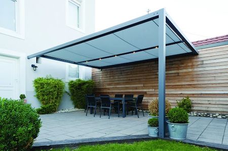 Comment bien éclairer sa pergola extérieure avec des spots LED ? 